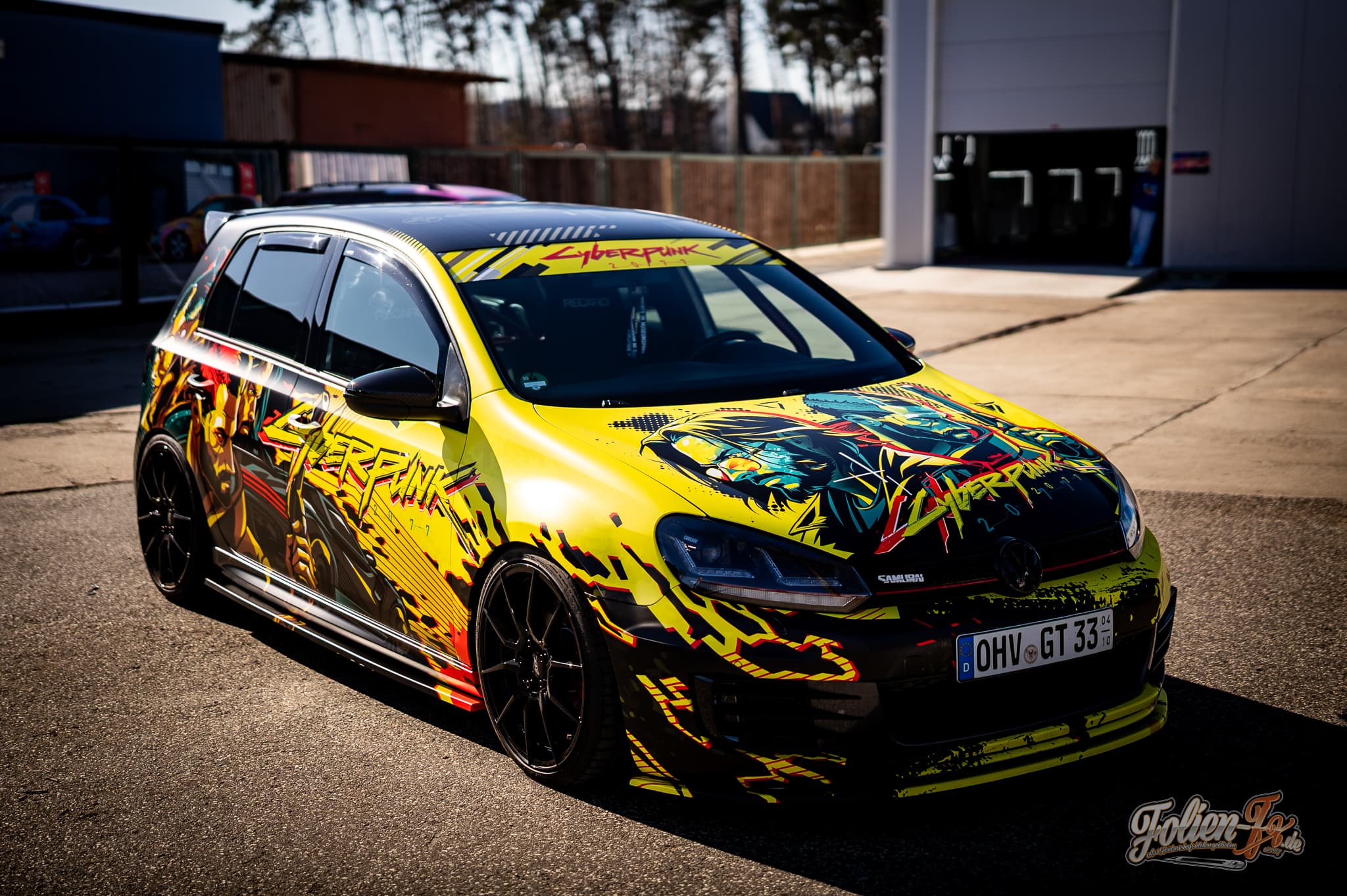 VW Golf 6 im Cyberpunk-Design