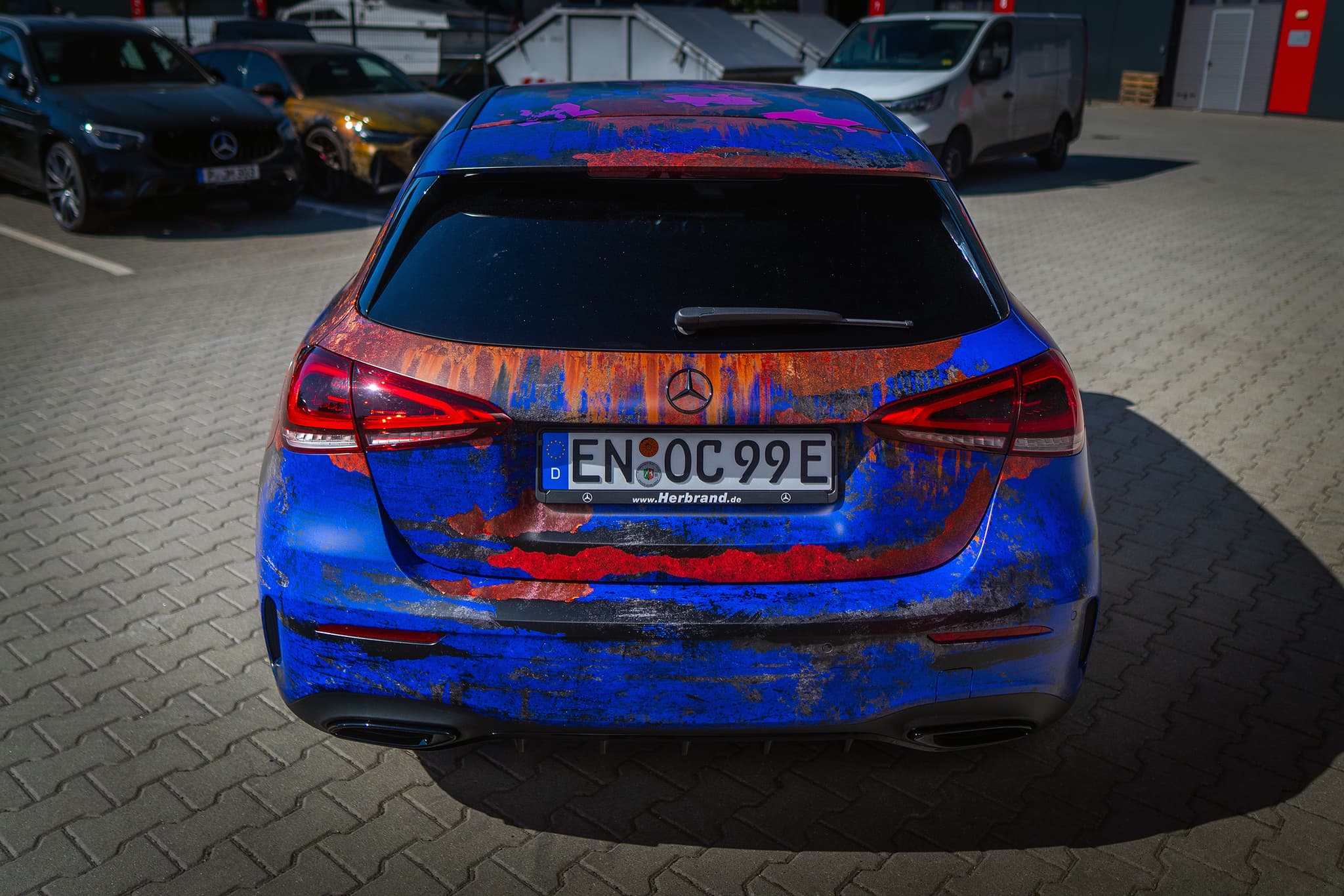 Colorful Mercedes — Bild 6