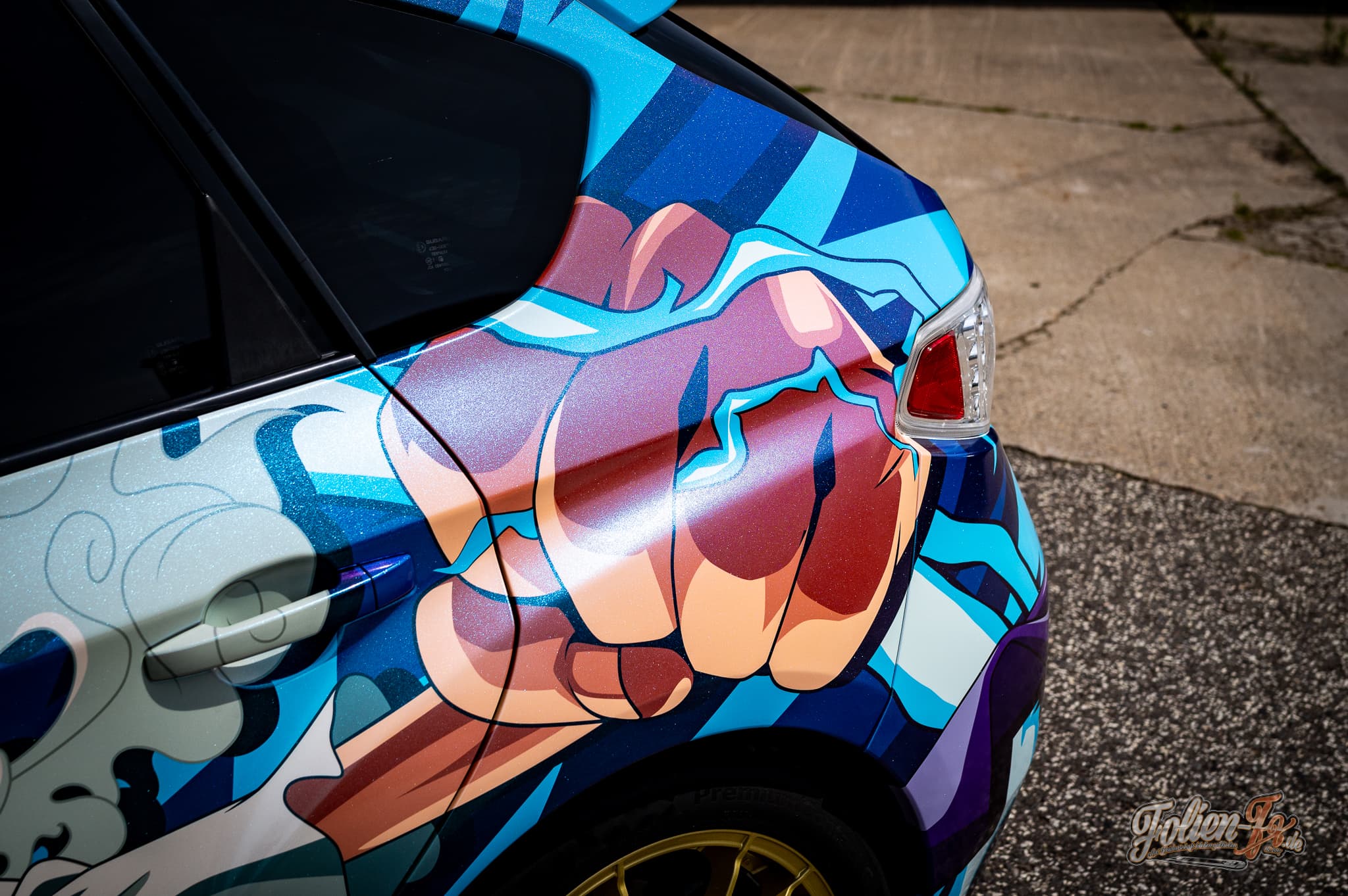 Subaru WRX STI im One-Piece-Design — Bild 3