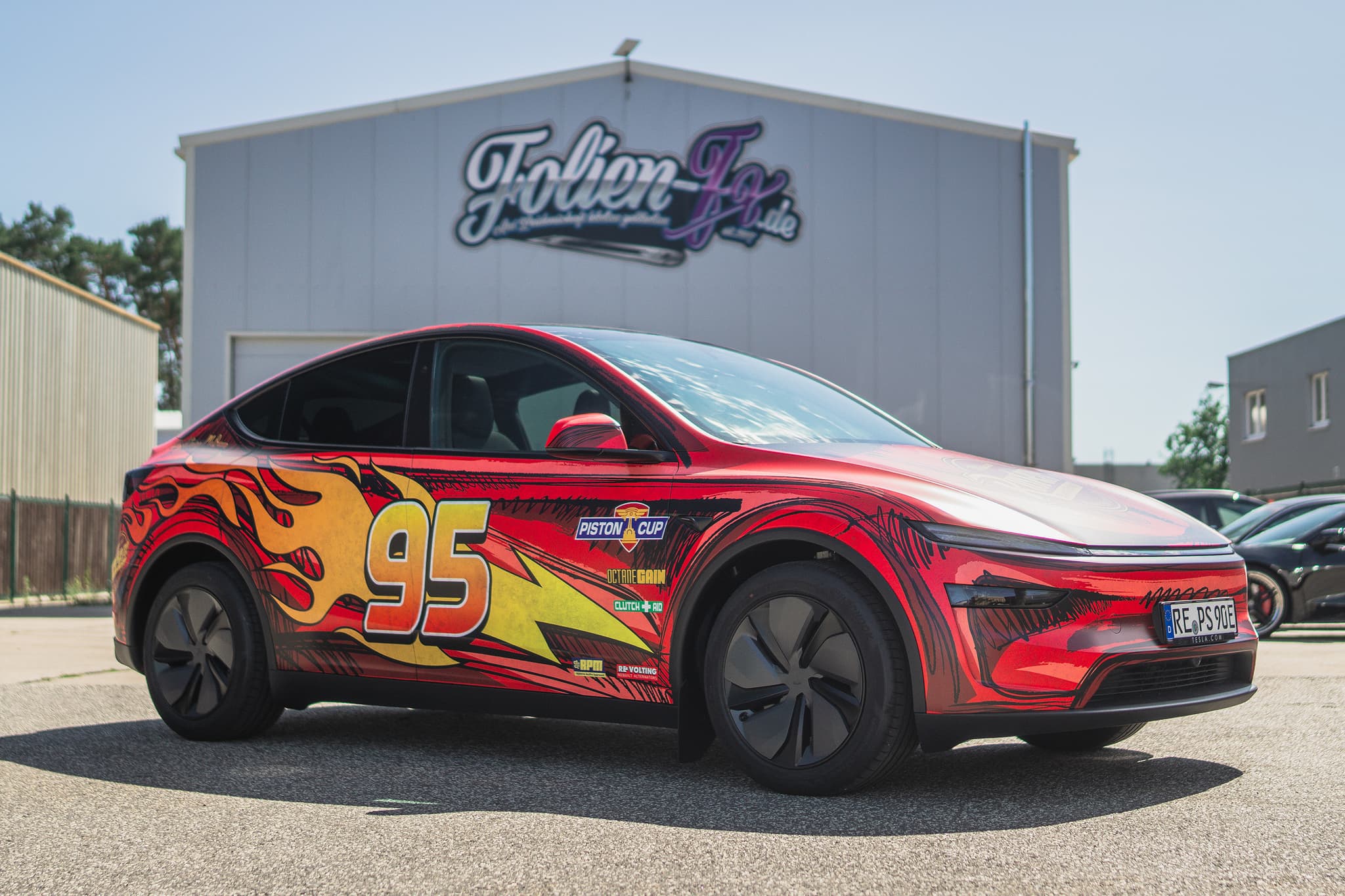 Lightning McQueen Tesla — Bild 7