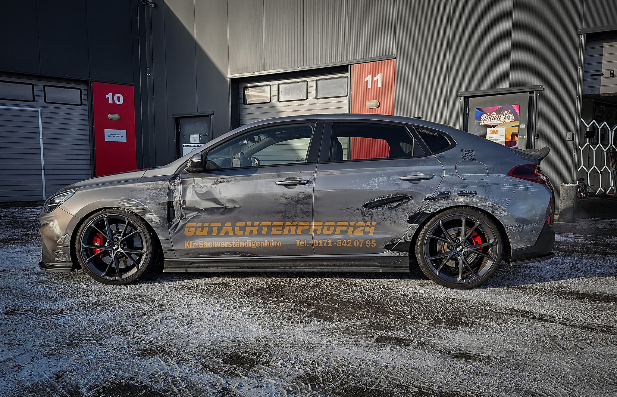 Damaged Hyundai