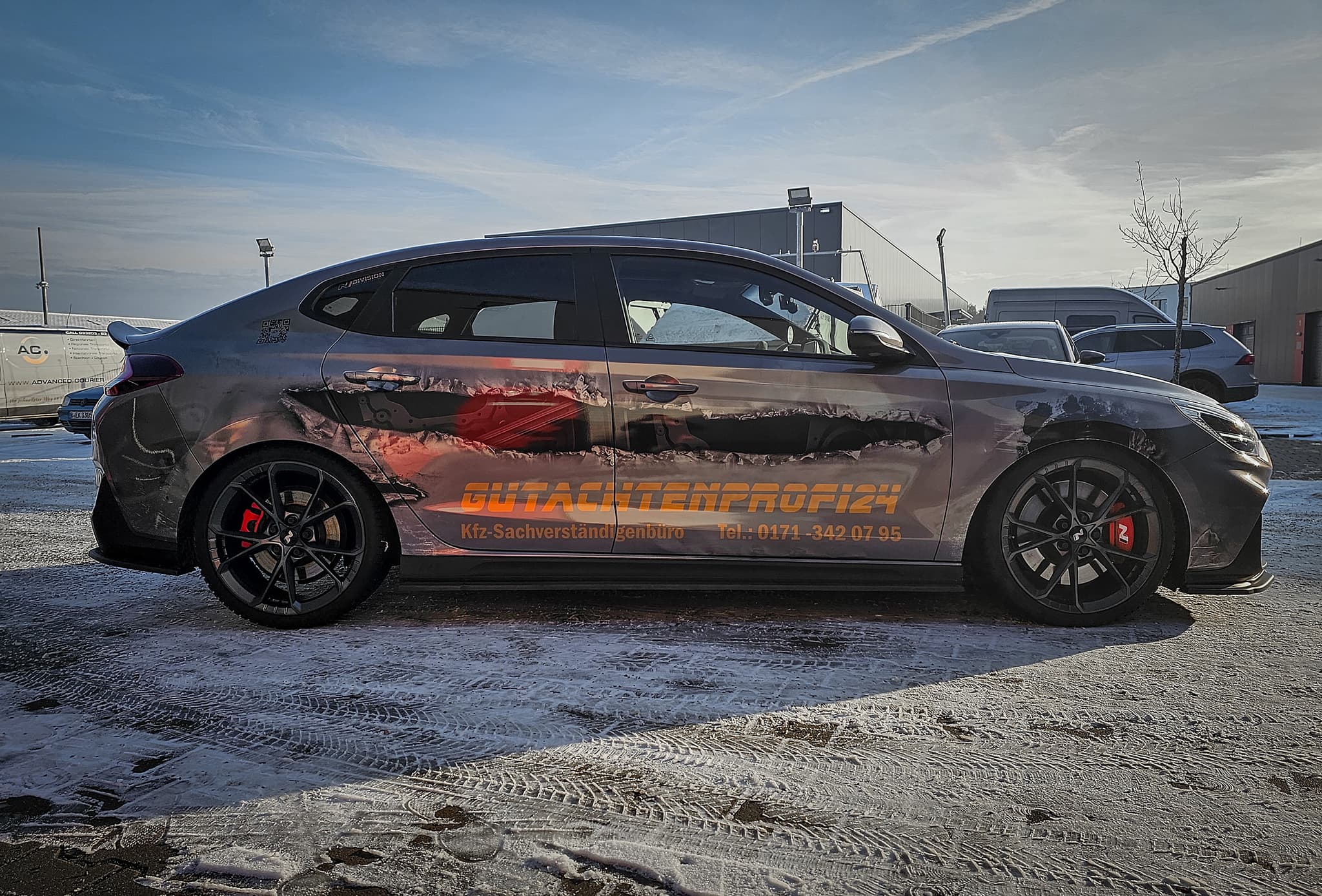 Damaged Hyundai — Bild 2