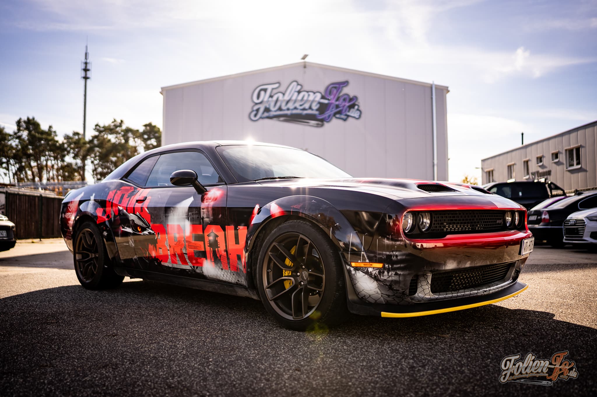 Dodge Challenger SRT Hellcat im Jailbreak Design