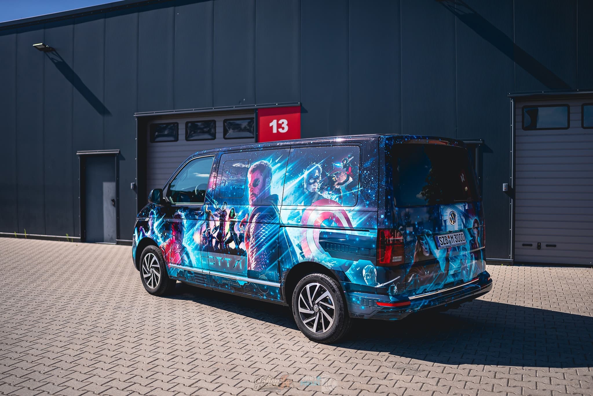 Avengers multivan — Bild 7