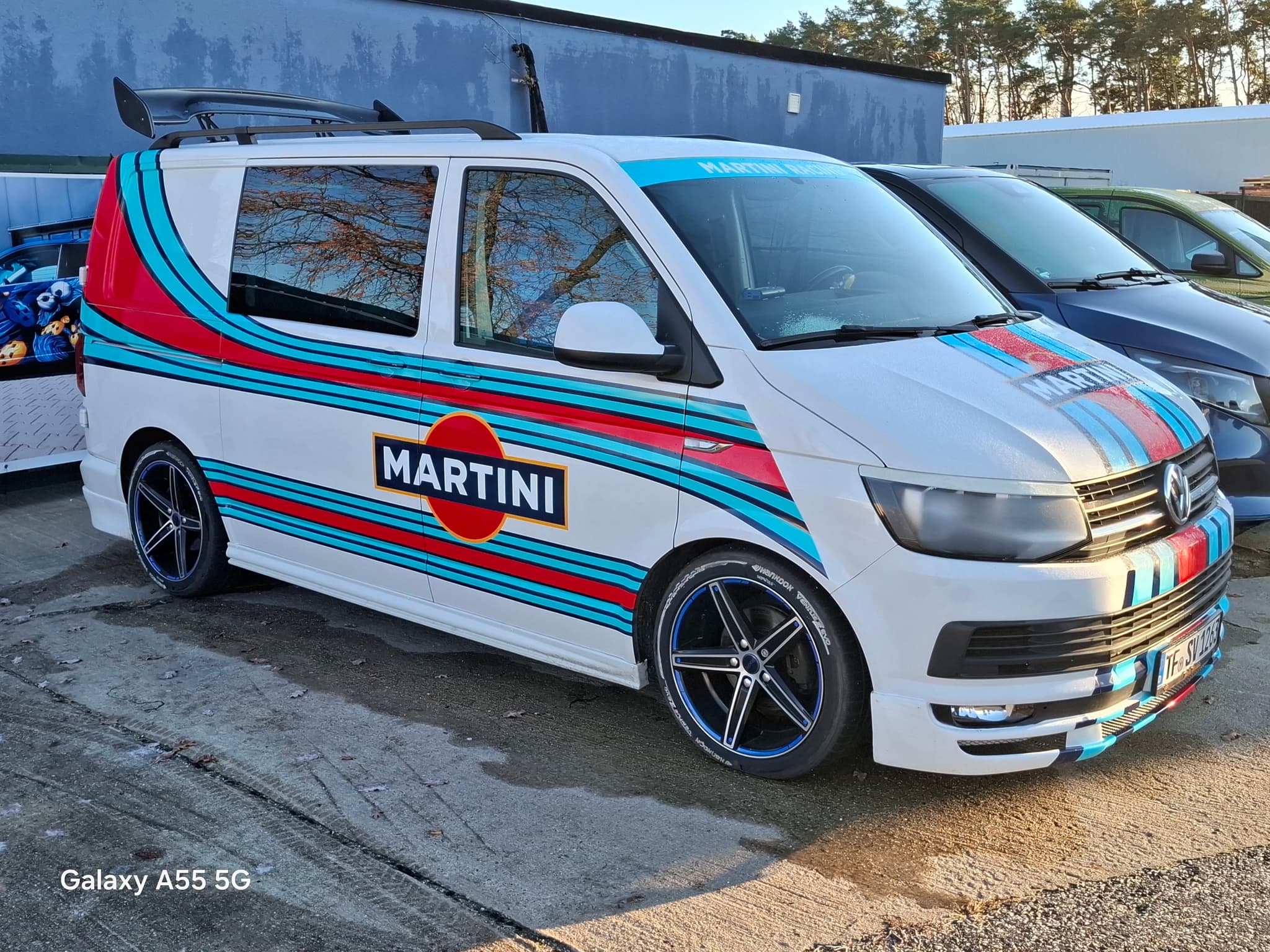 Volkswagen T6 mit Martini Racing Folierung