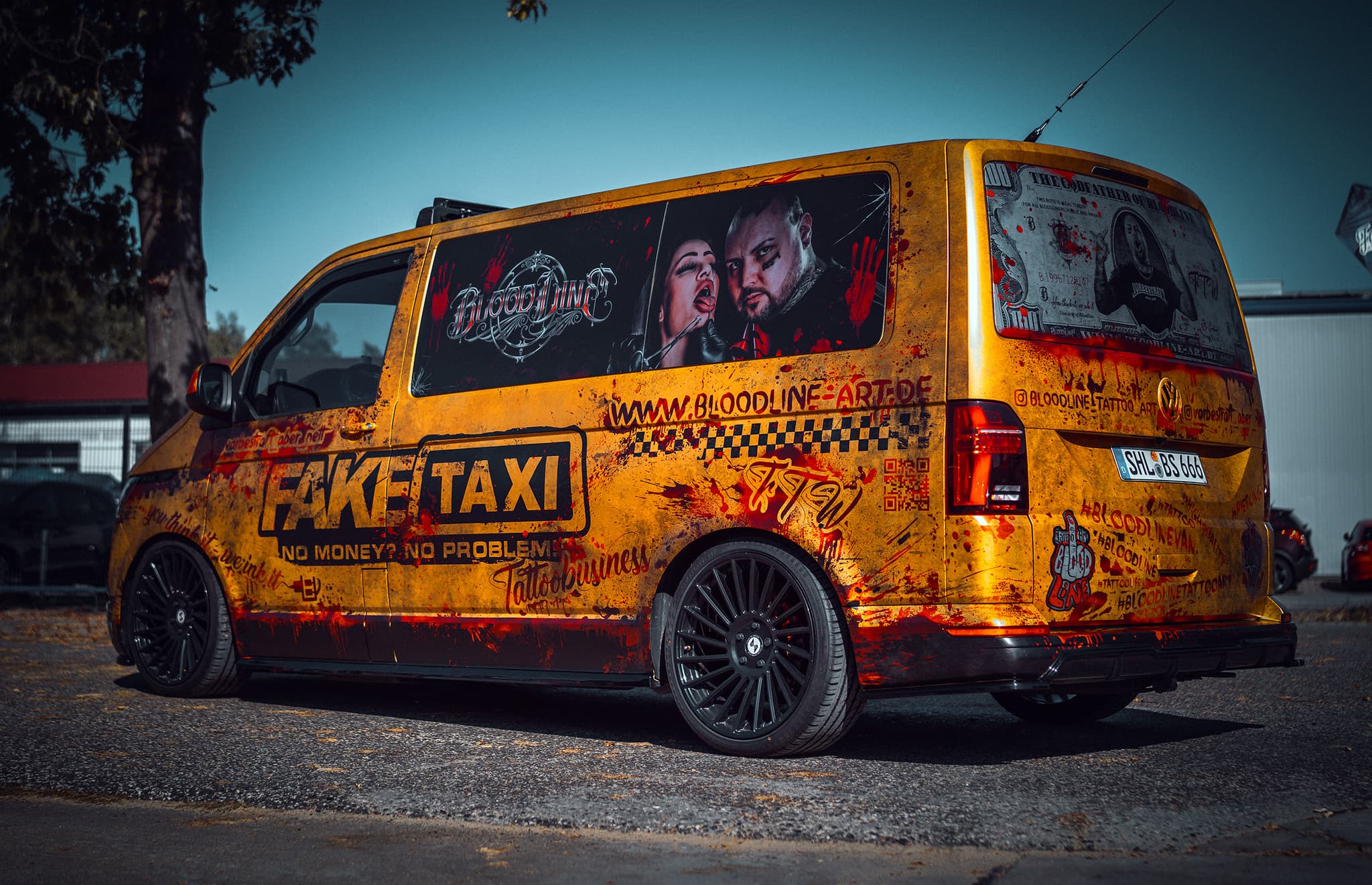 Fake Taxi van — Bild 4