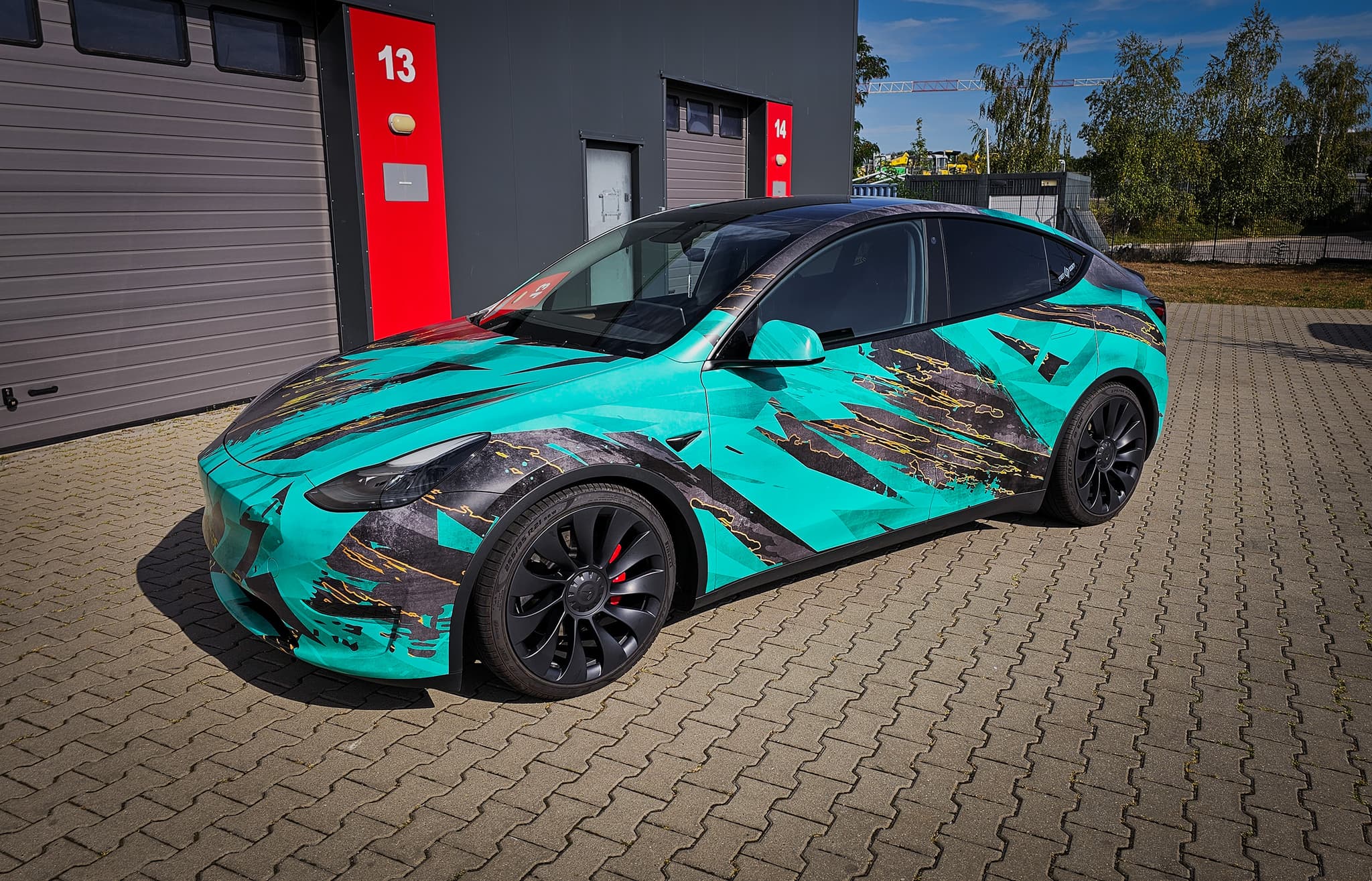 Abstract geometric Tesla