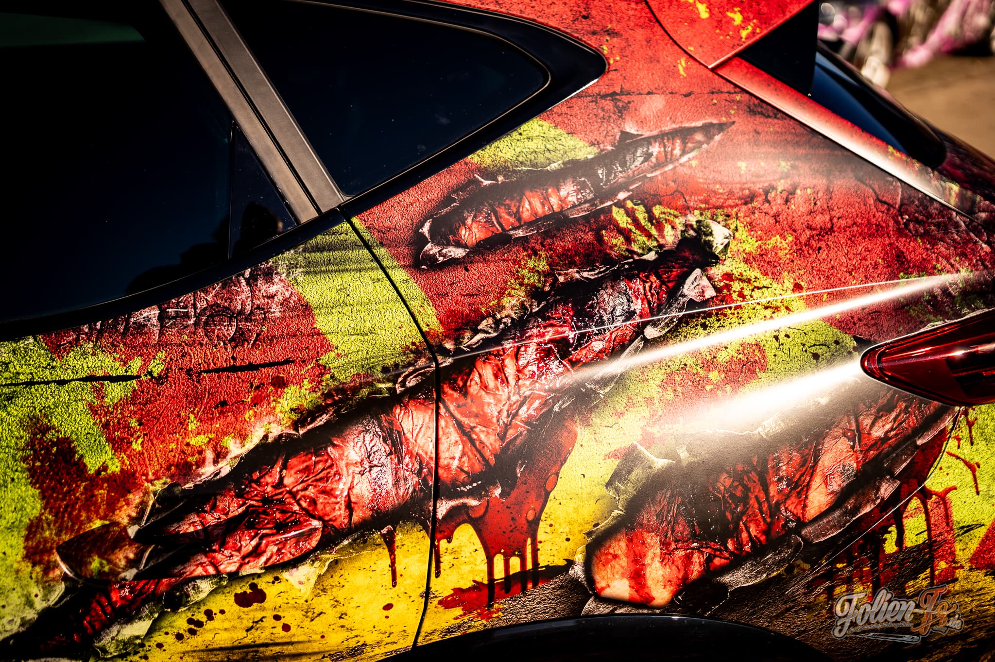 Cupra Formentor im Jurassic Park Design — Bild 3