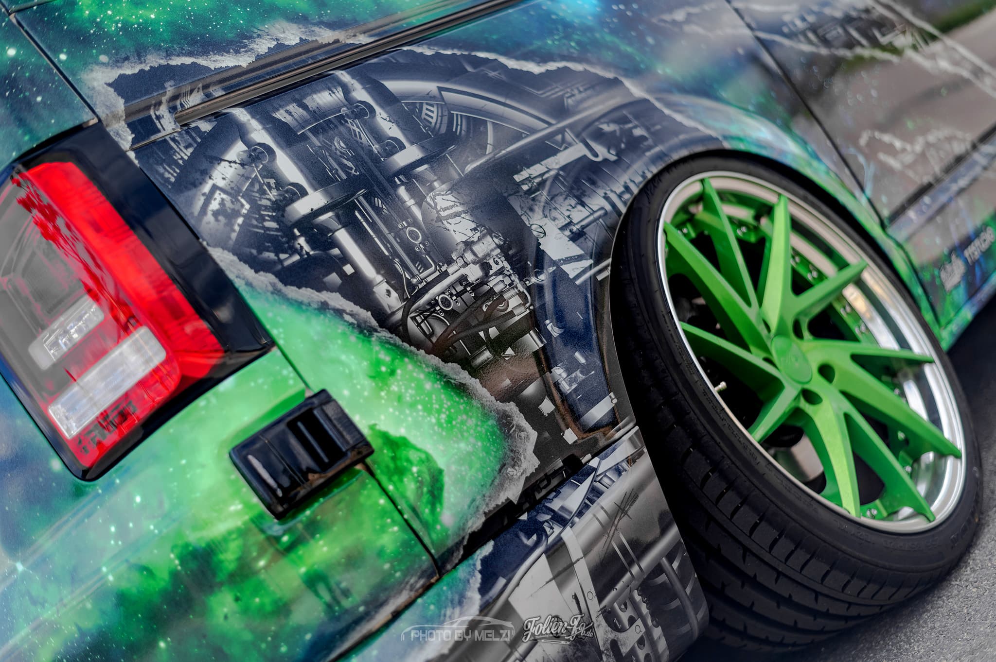 Galactic Dropped Bus Germany — Bild 6