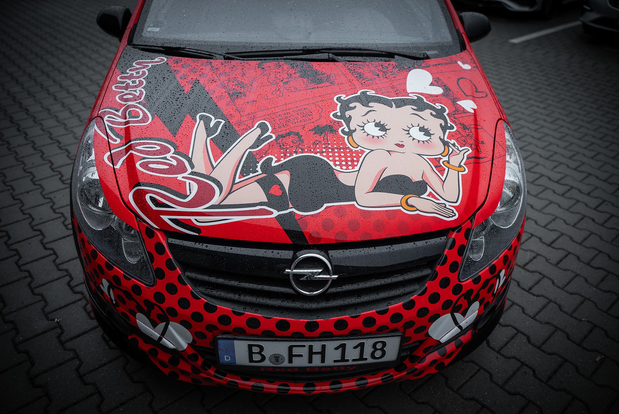 Betty Boop Corsa — Bild 4