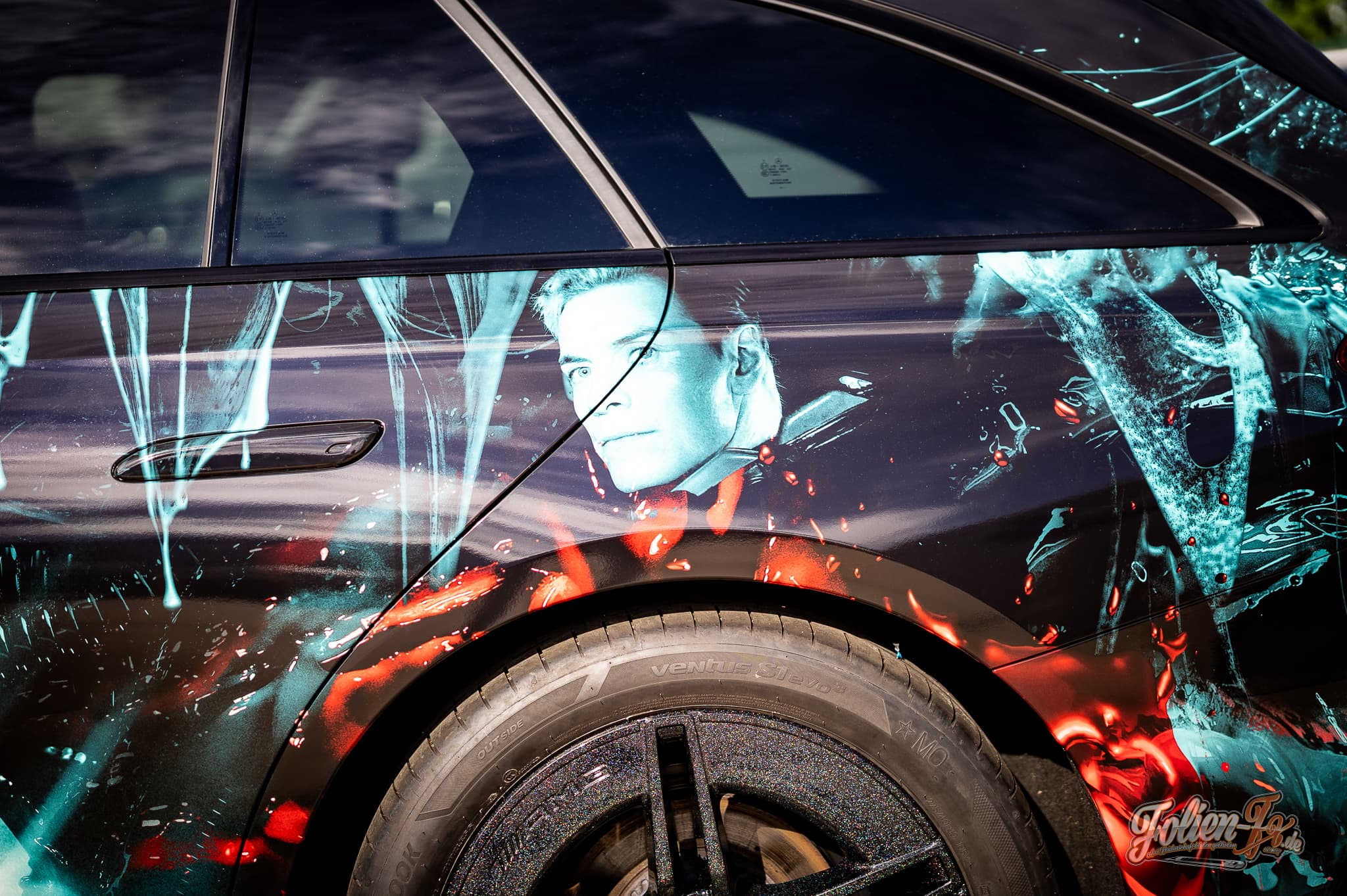 Mercedes E-Klasse im Alien-Design — Bild 4