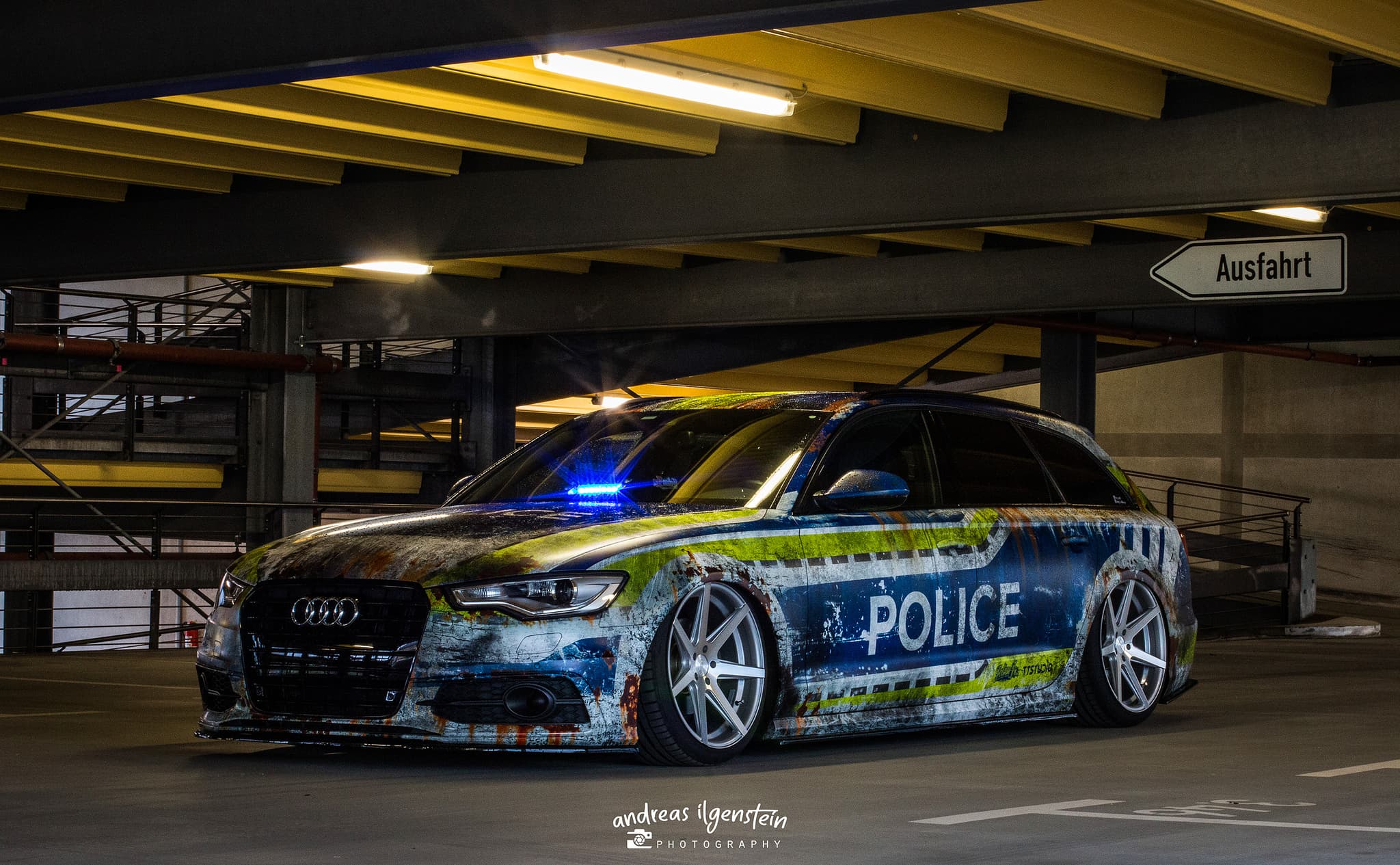 Audi A6 police
