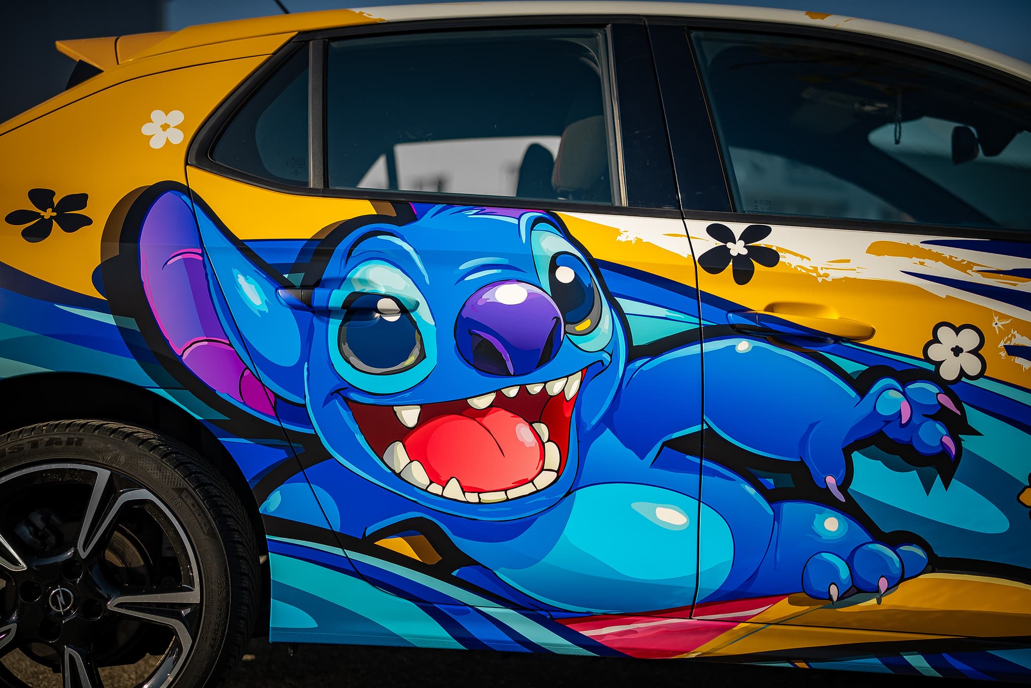 Stitch Corsa — Bild 2