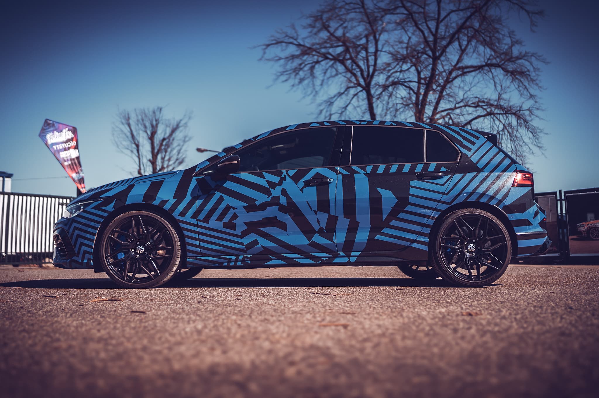 Dazzle Camo Golf — Bild 3