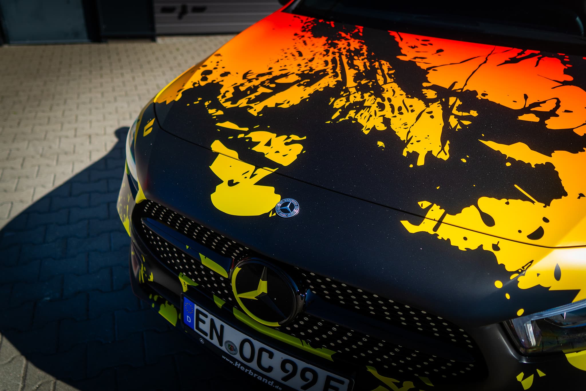 Colorful Mercedes — Bild 10