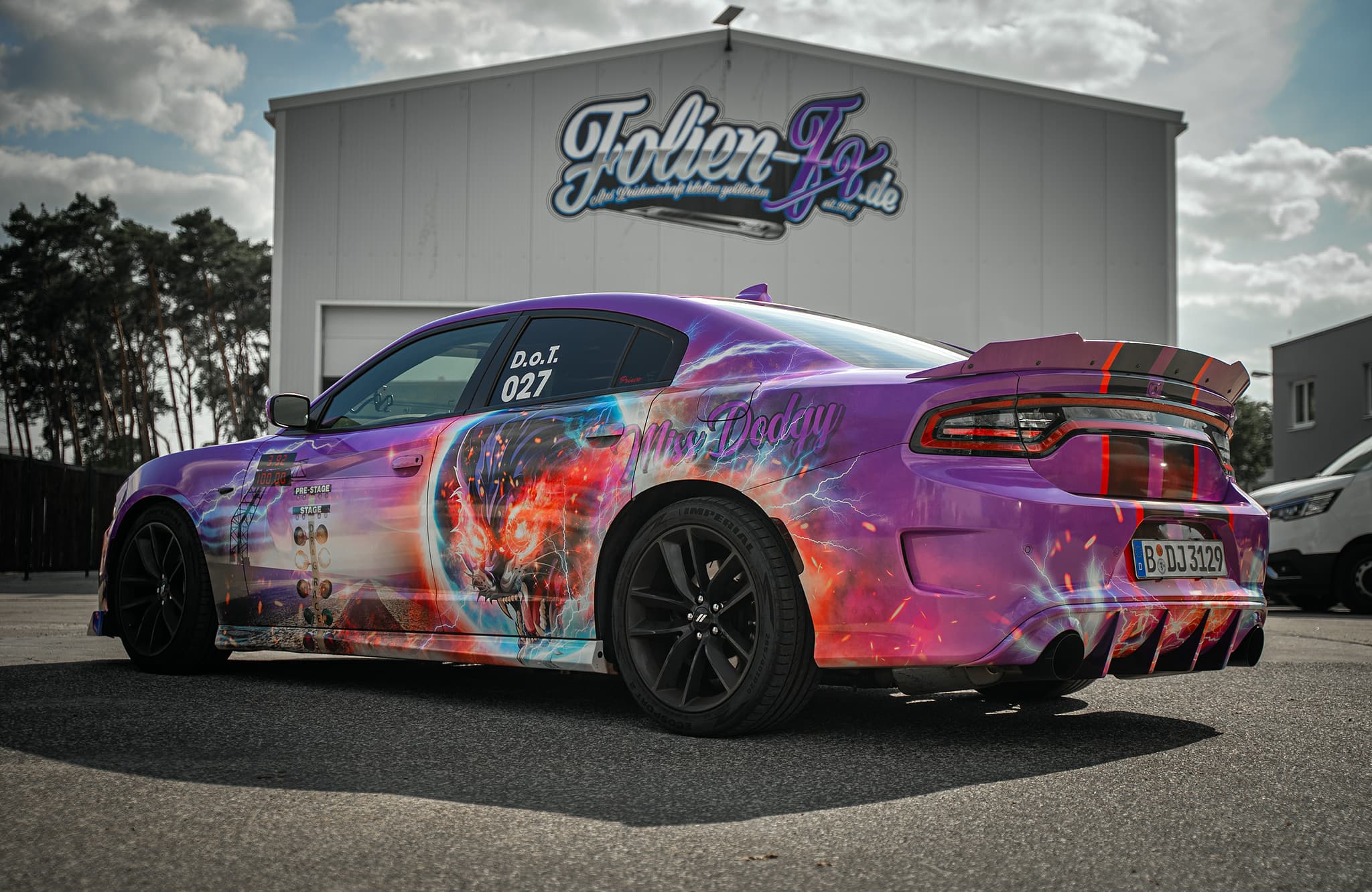 Miss Dodgy Charger — Bild 2