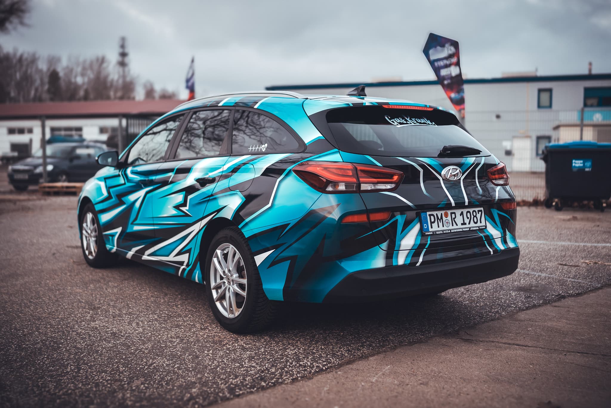 Electric Discharge Hyundai — Bild 8