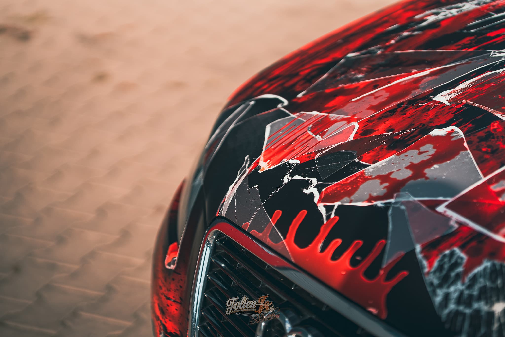 Bloody broken glass Audi — Bild 6