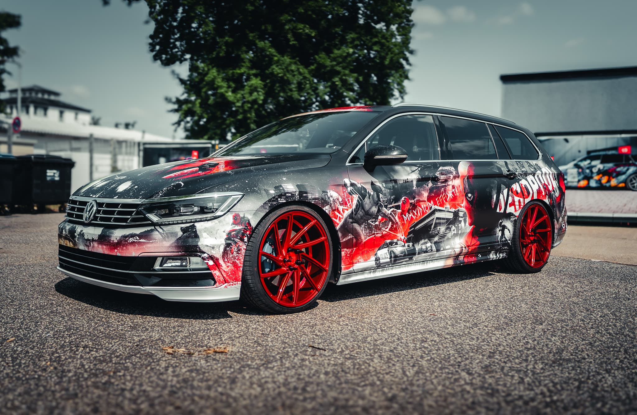 Wolverine vs Deadpool Passat — Bild 8