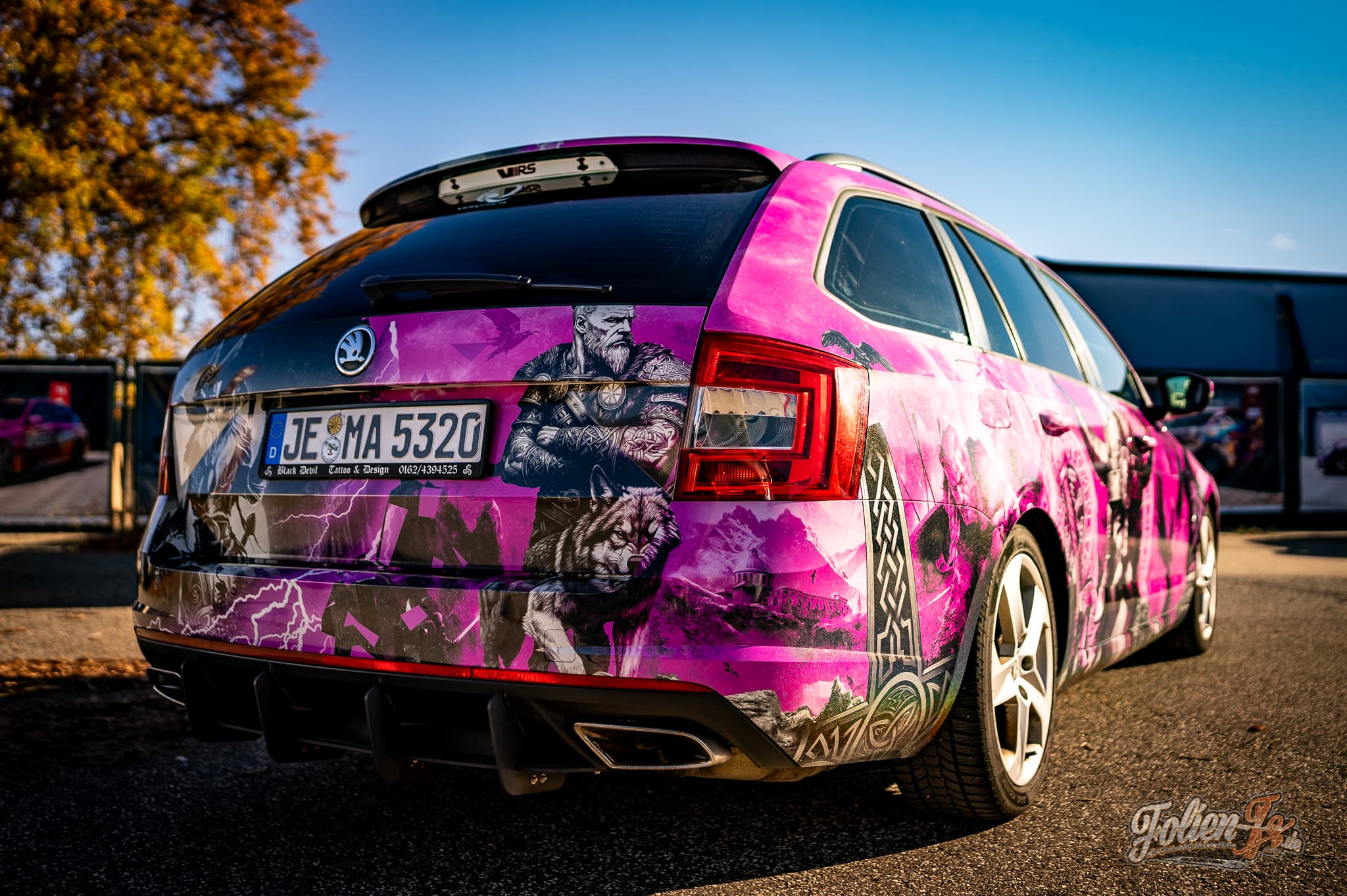 Skoda Octavia im Vikings-Design — Bild 3