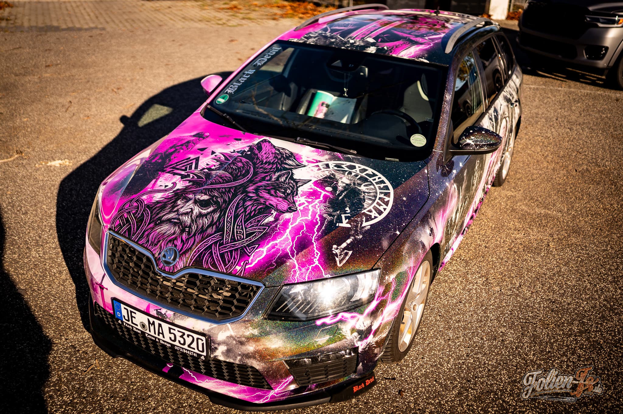 Skoda Octavia im Vikings-Design — Bild 5