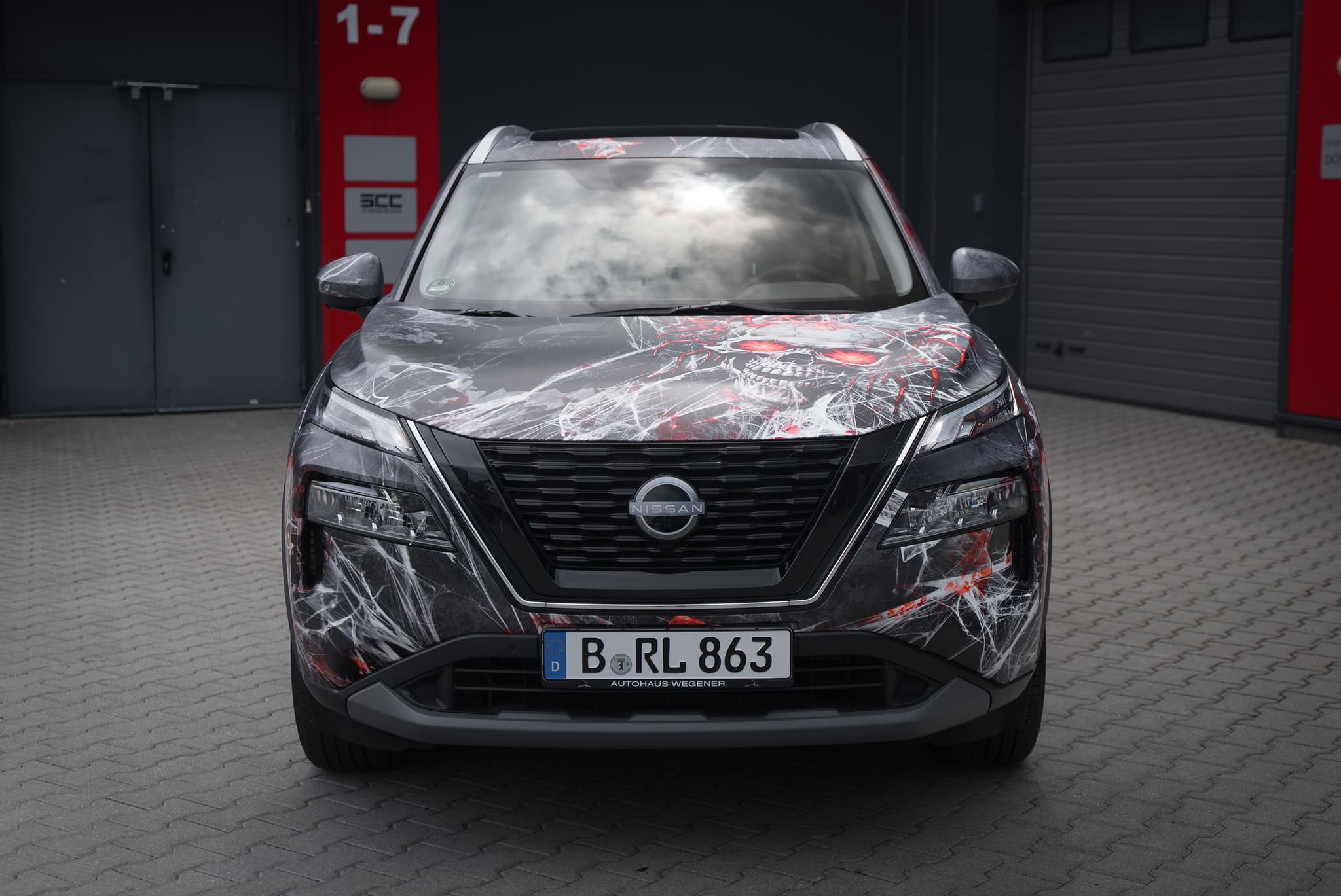 Demonic Skulls XTrail — Bild 6