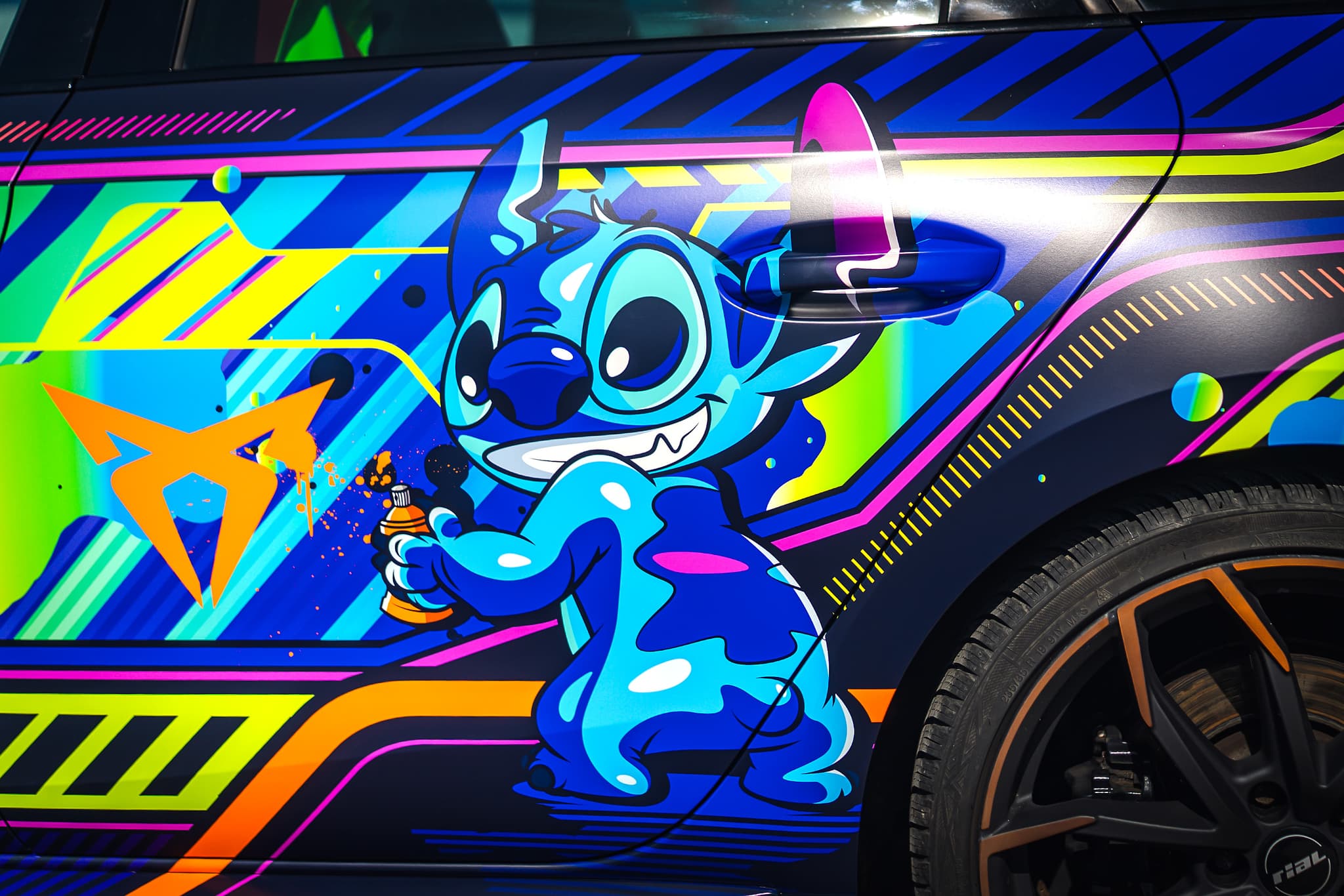 Spray Stitch Cupra — Bild 2