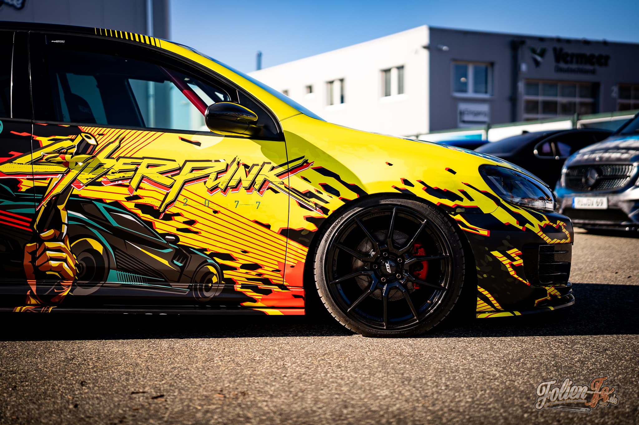 VW Golf 6 im Cyberpunk-Design — Bild 6
