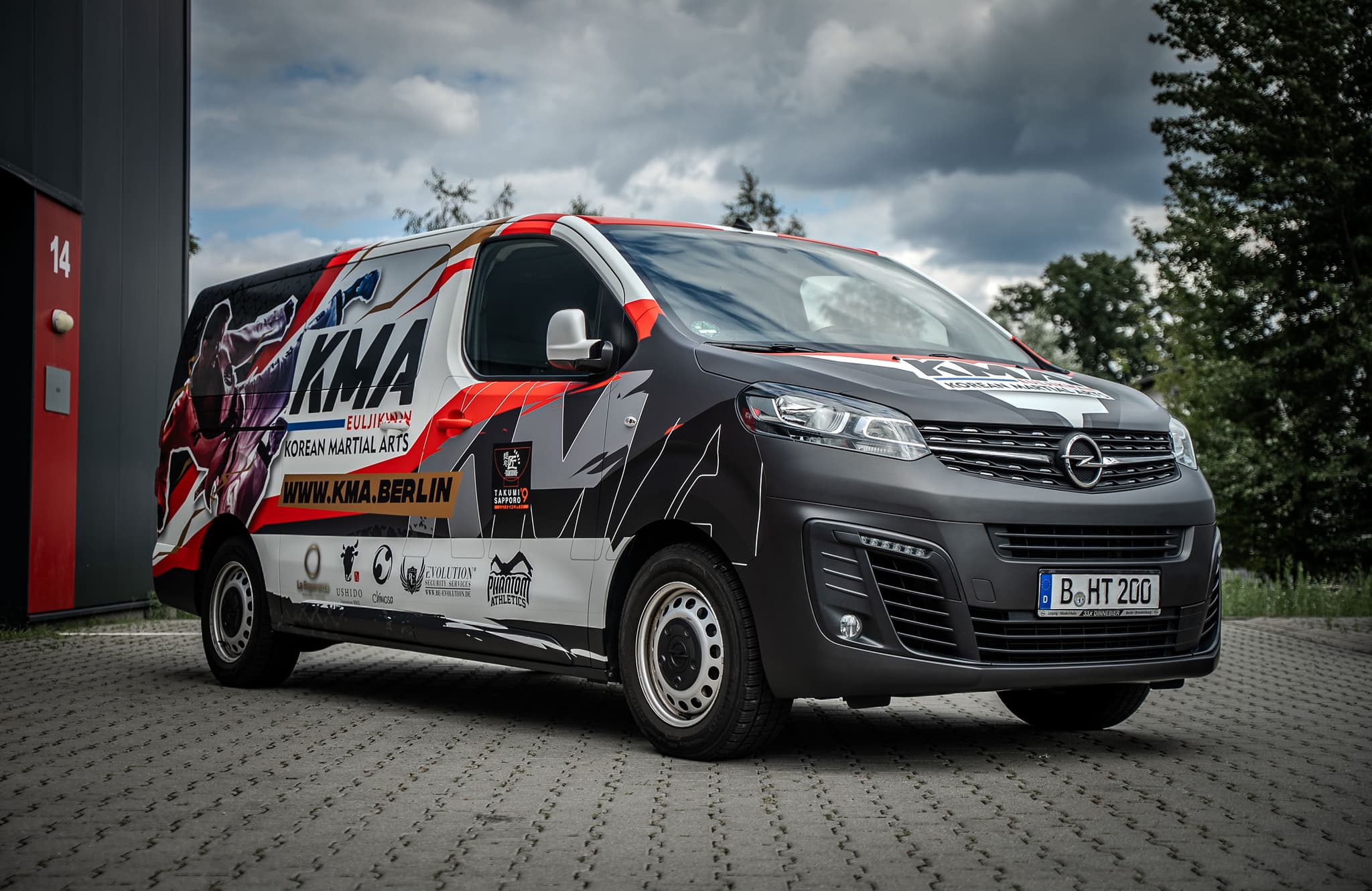KMA Opel — Bild 2
