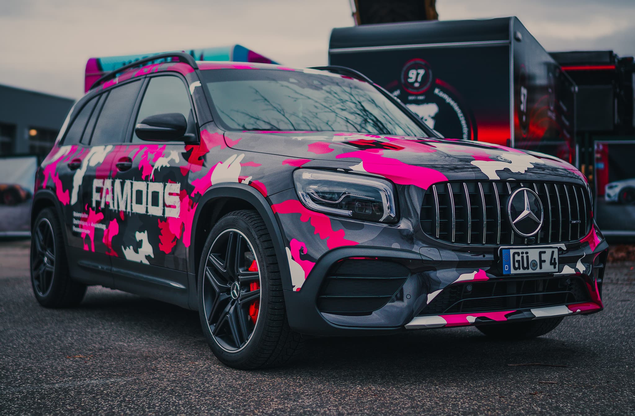 Famoos Camo Mercedes — Bild 7