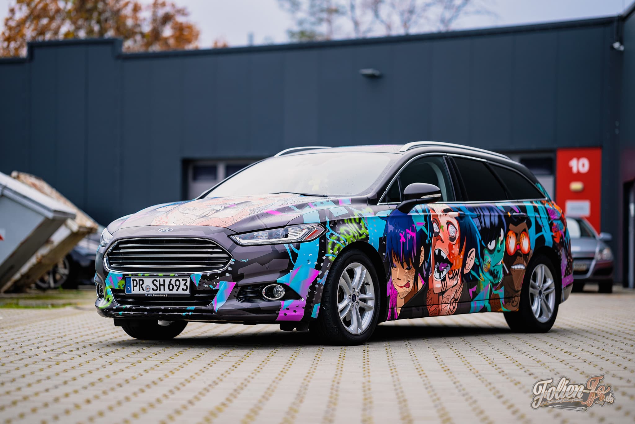 Gorillaz Mondeo — Bild 4